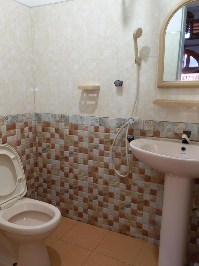 Villa Luxez Kalmunai Bagian luar foto